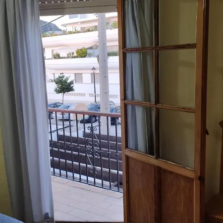 Zahara Y Apartman